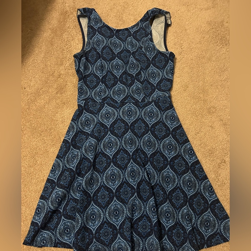 Flow dress